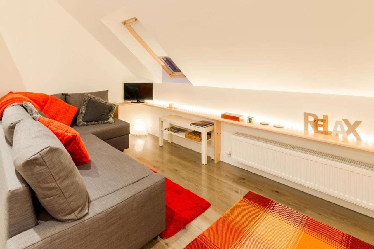 Allt Mor Rentals - Chalet With Hot Tub, And Studio Apartment No Hot Tub رويبريدج المظهر الخارجي الصورة